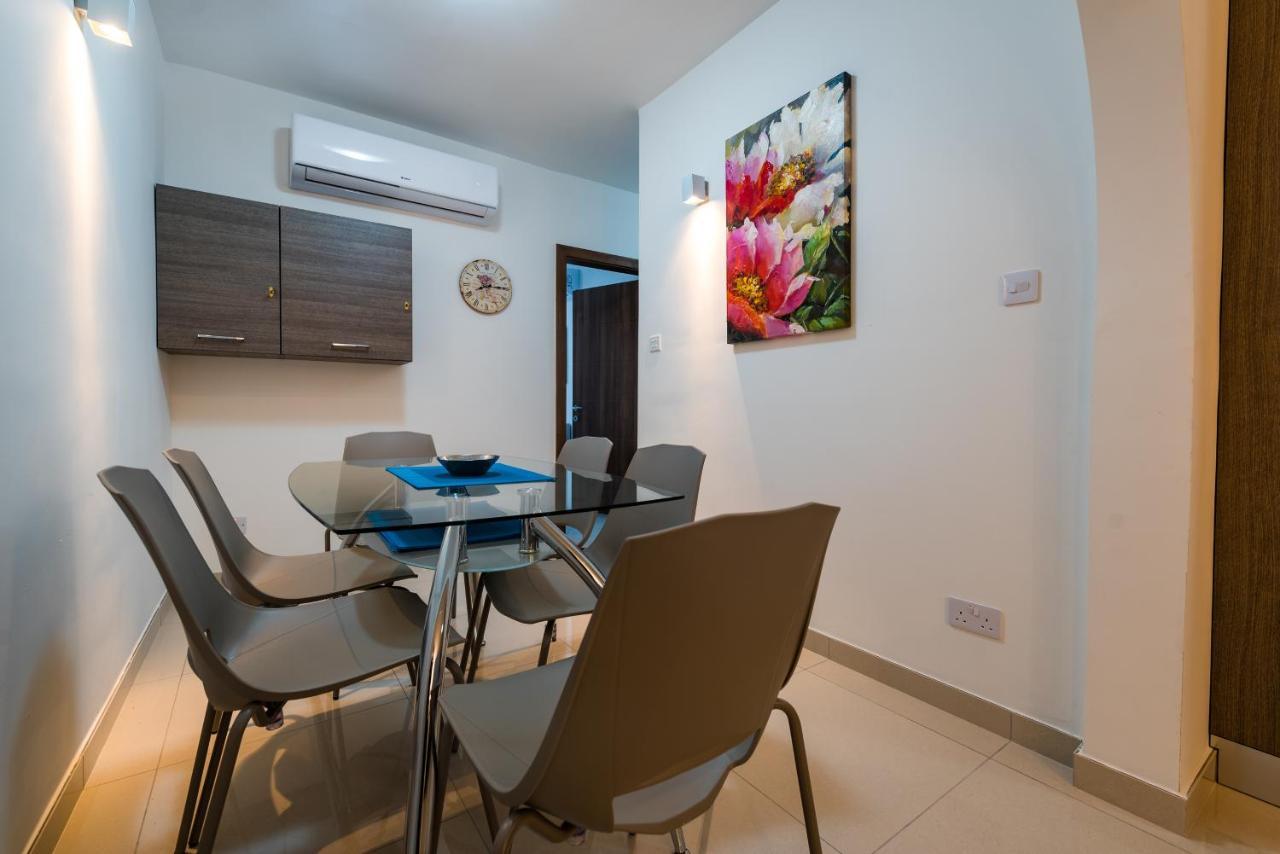 Sh6A- Qawra Prime Location 2 Bedroom Apartment St. Paul's Bay Ngoại thất bức ảnh
